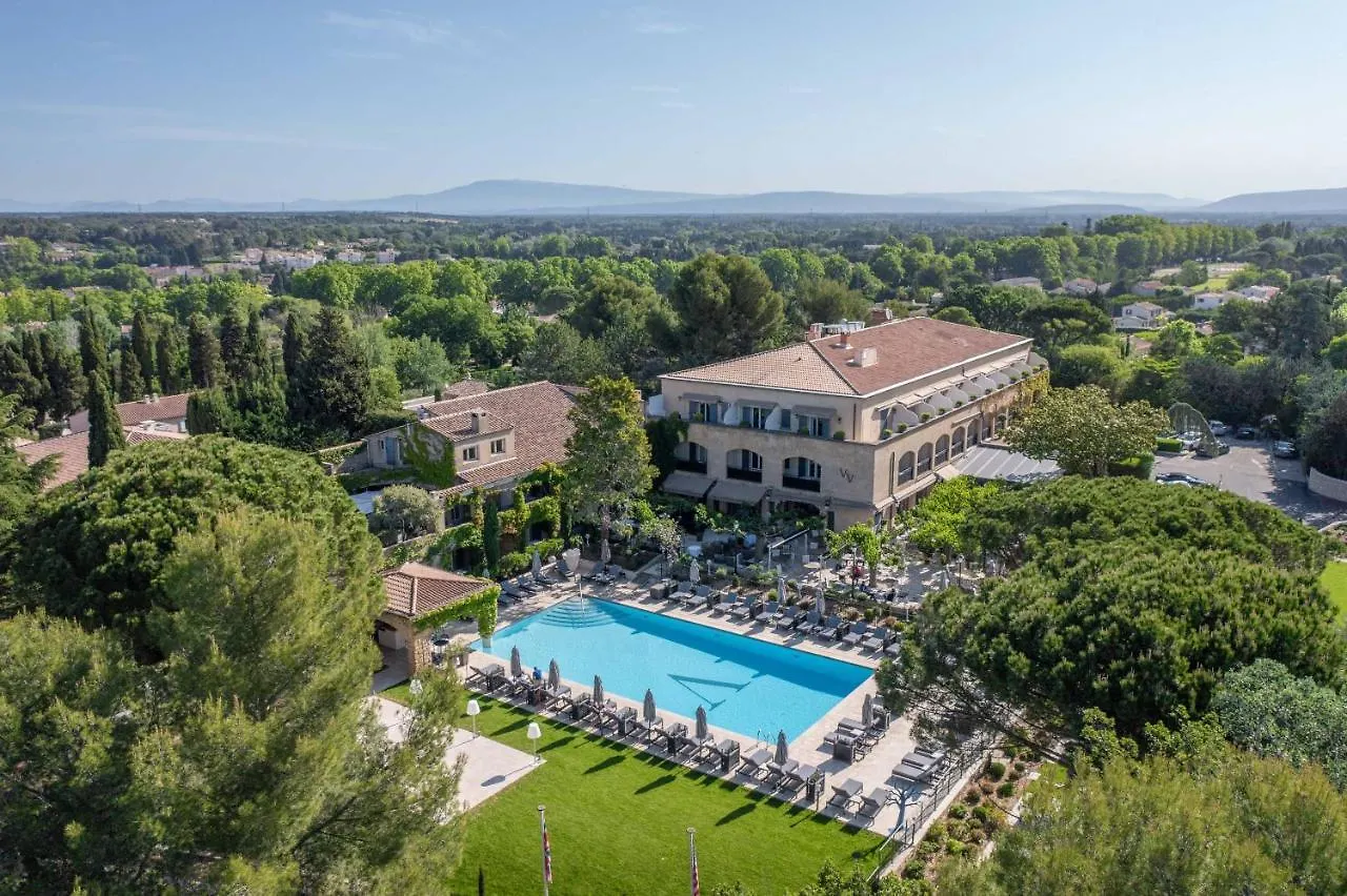 Séjourner en Provence : 5 Hôtels de Luxe Comparés